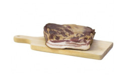 Gazdovská slanina cca 500 g